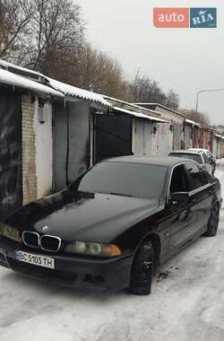 Седан BMW 5 Series 2001 в Львові