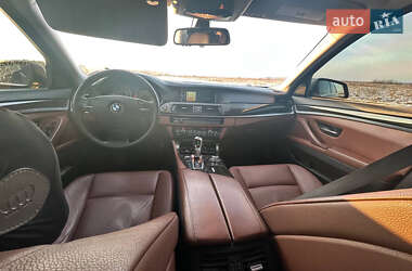 Седан BMW 5 Series 2011 в 