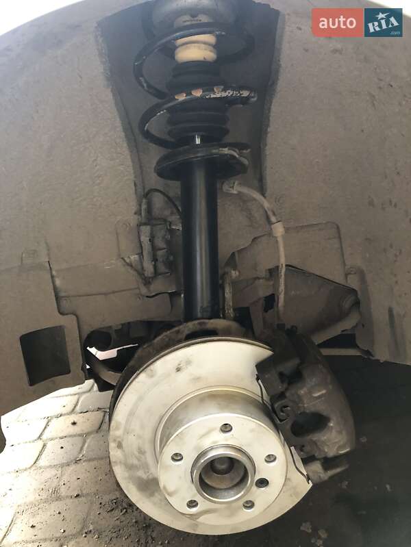 Седан BMW 5 Series 2002 в Львове