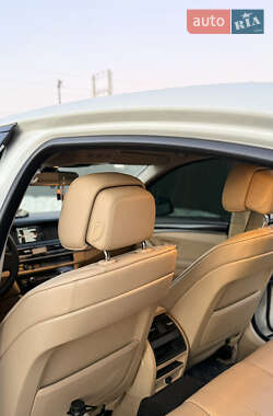 Седан BMW 5 Series 2012 в 