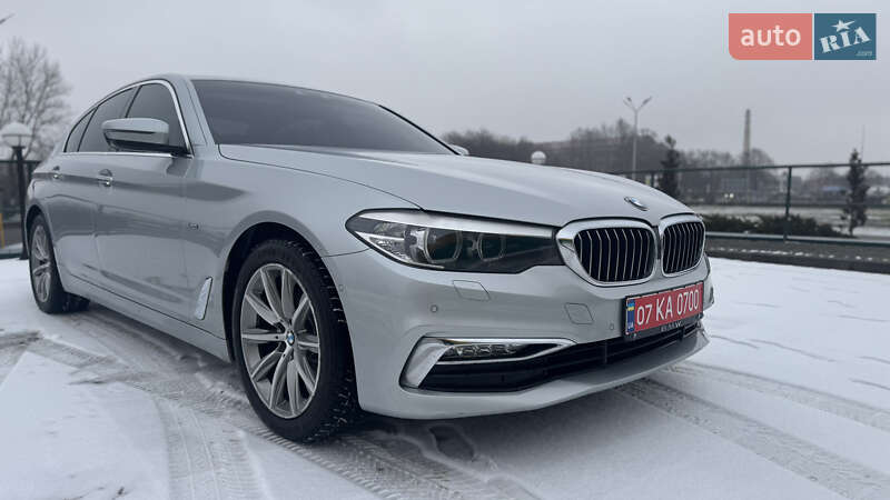 Седан BMW 5 Series 2017 в Мукачево