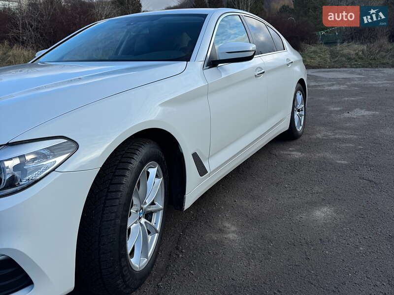 Седан BMW 5 Series 2017 в Львове фото 5 Седан BMW 5 Series 2017 в Львове
