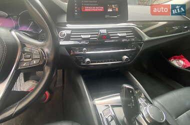 Седан BMW 5 Series 2017 в 