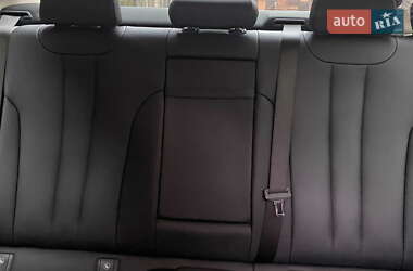 Седан BMW 5 Series 2017 в 