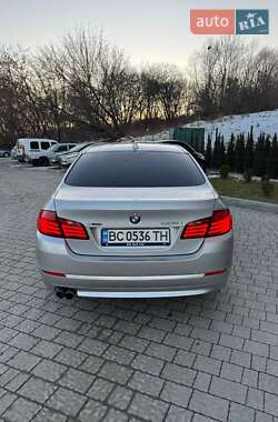 Седан BMW 5 Series 2013 в 