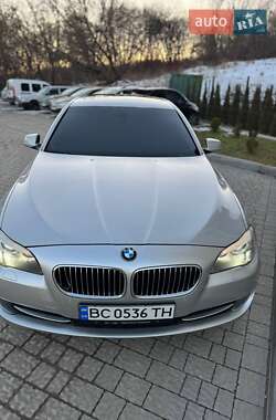 Седан BMW 5 Series 2013 в 