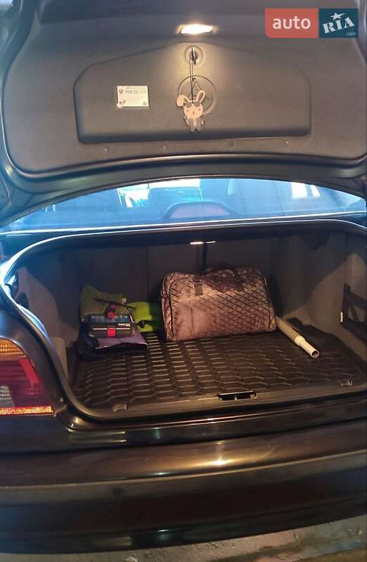 Седан BMW 5 Series 2000 в Одесі