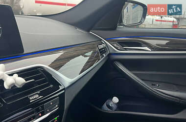 Седан BMW 5 Series 2017 в 