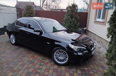 Седан BMW 5 Series 2005 в Вараші