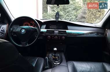 Седан BMW 5 Series 2005 в Вараші