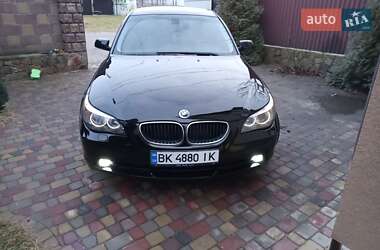 Седан BMW 5 Series 2005 в Вараші