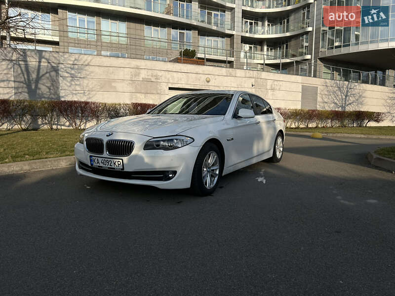 BMW 5 Series 2012