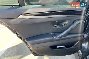 Седан BMW 5 Series 2013 в 