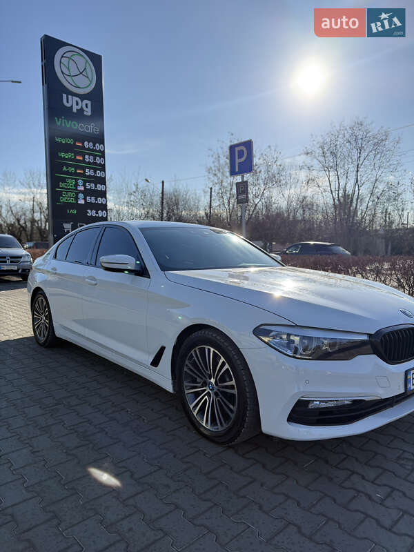 Седан BMW 5 Series 2018 в Львові