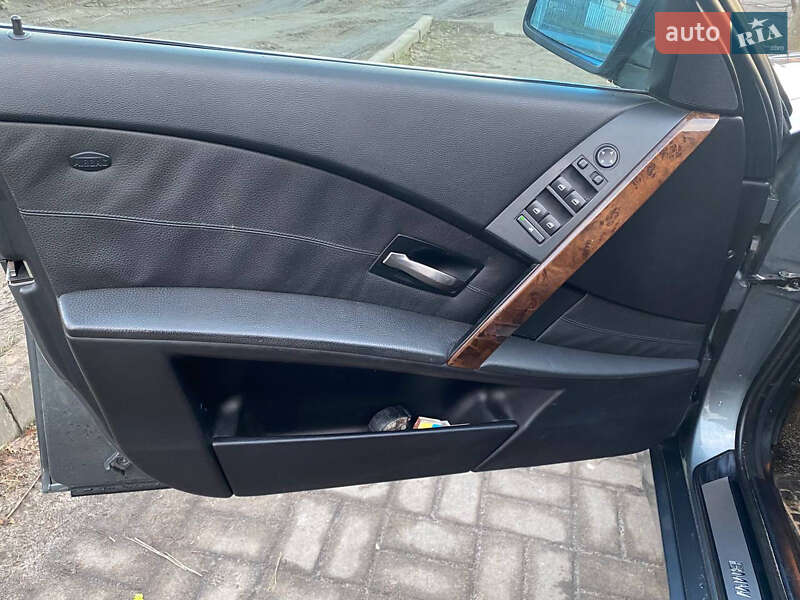 Универсал BMW 5 Series 2006 в Цумани фото 12 Универсал BMW 5 Series 2006 в Цумани