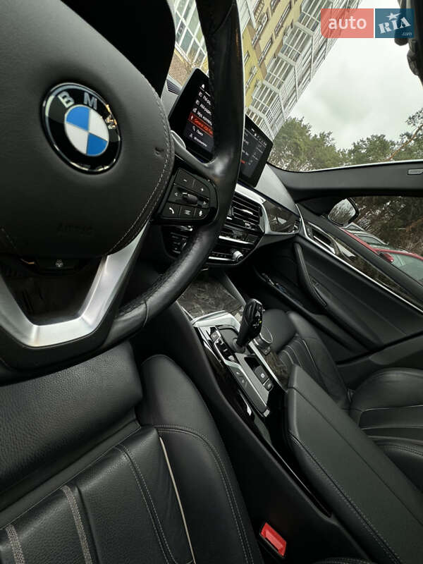 Седан BMW 5 Series 2019 в Киеве фото 25 Седан BMW 5 Series 2019 в Киеве