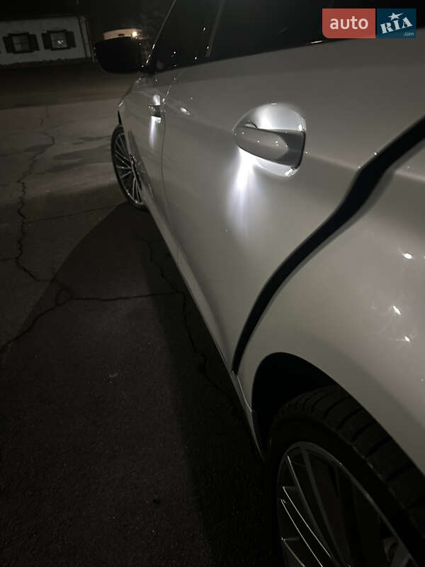 Седан BMW 5 Series 2019 в Киеве фото 43 Седан BMW 5 Series 2019 в Киеве