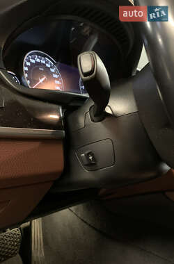 Седан BMW 5 Series 2015 в 