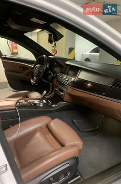 Седан BMW 5 Series 2015 в 