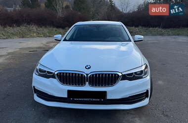 Седан BMW 5 Series 2017 в Львові