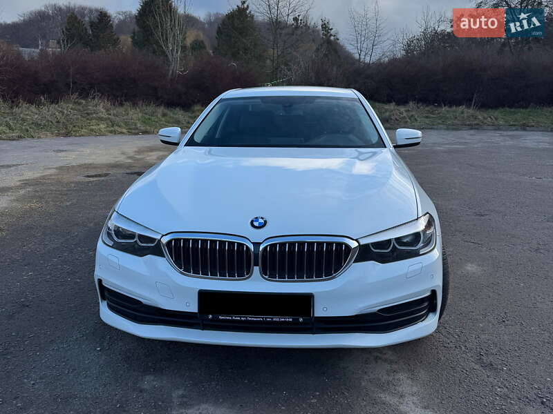Седан BMW 5 Series 2017 в 