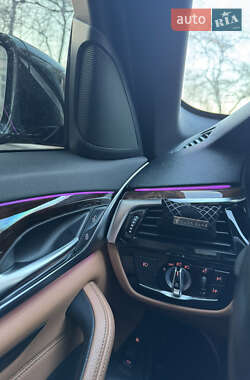 Седан BMW 5 Series 2018 в 
