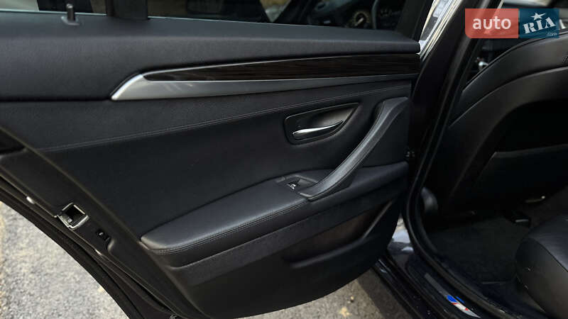 Седан BMW 5 Series 2013 в Ивано-Франковске