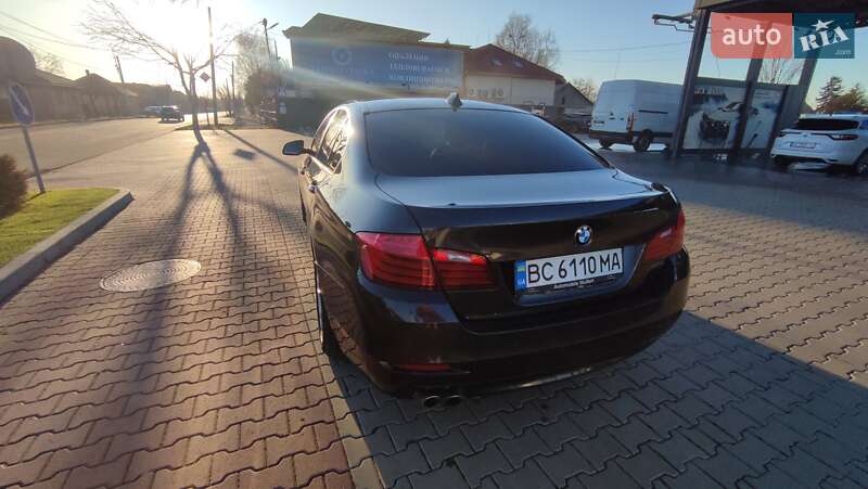 Седан BMW 5 Series 2014 в Дрогобичі