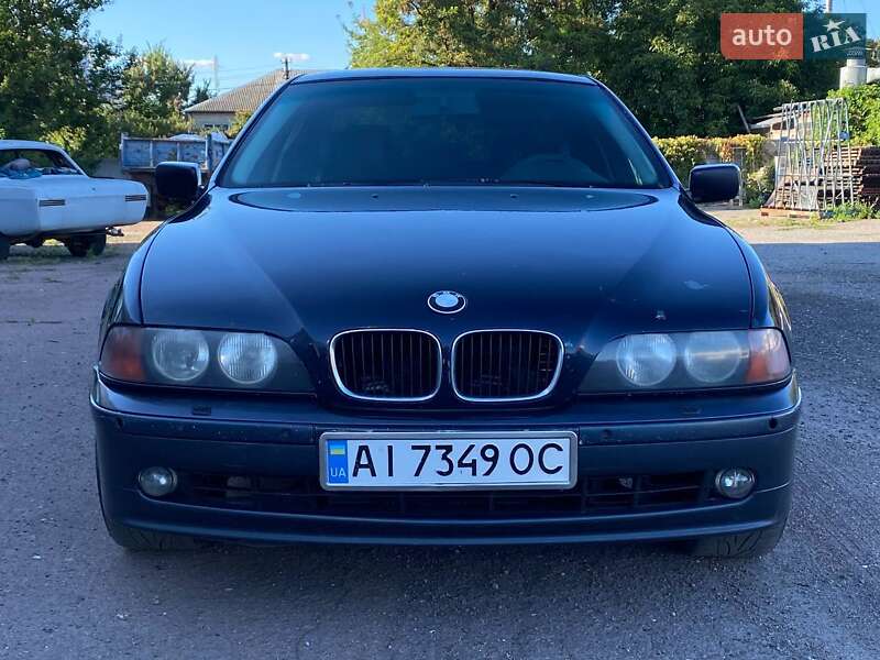 Седан BMW 5 Series 2000 в Борисполі