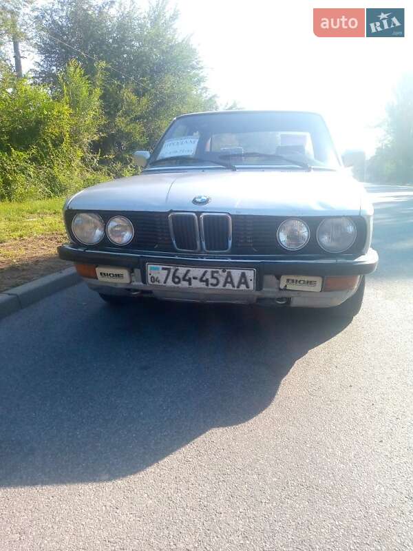 Седан BMW 5 Series 1986 в Днепре