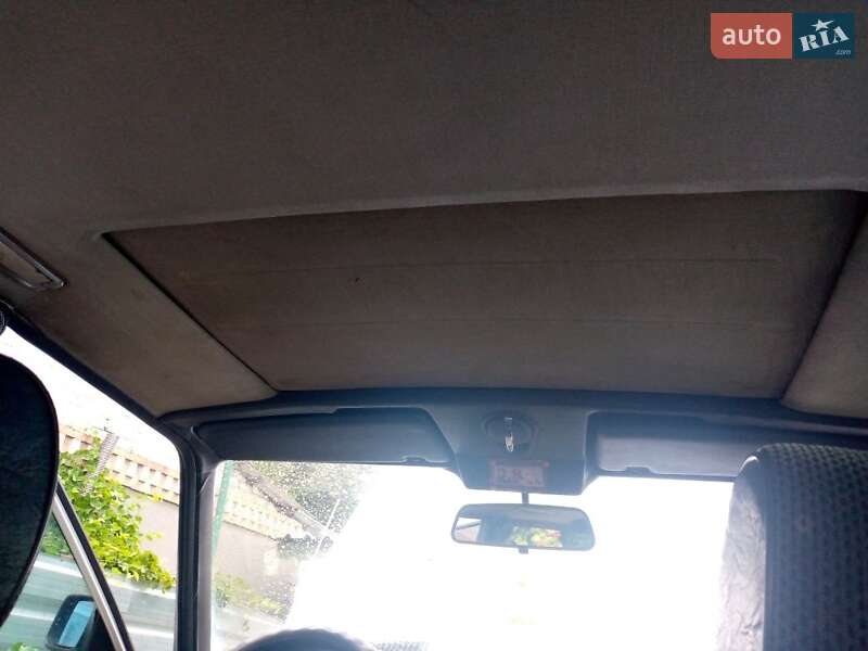 Седан BMW 5 Series 1986 в Днепре