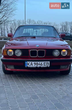 Седан BMW 5 Series 1990 в Вінниці