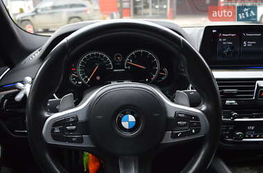 Седан BMW 5 Series 2017 в 