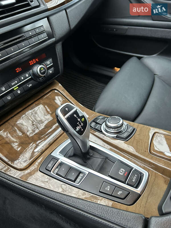 Седан BMW 5 Series 2010 в Первомайске фото 16 Седан BMW 5 Series 2010 в Первомайске