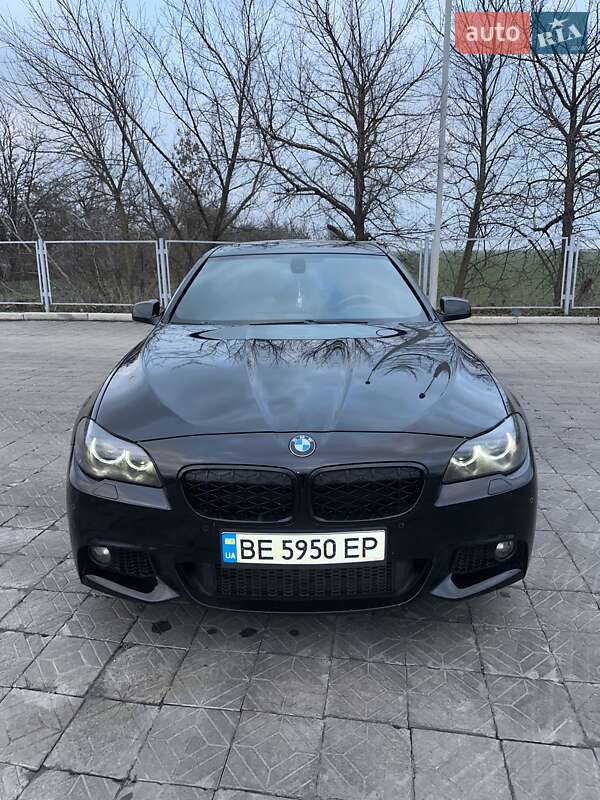 Седан BMW 5 Series 2012 в Николаеве