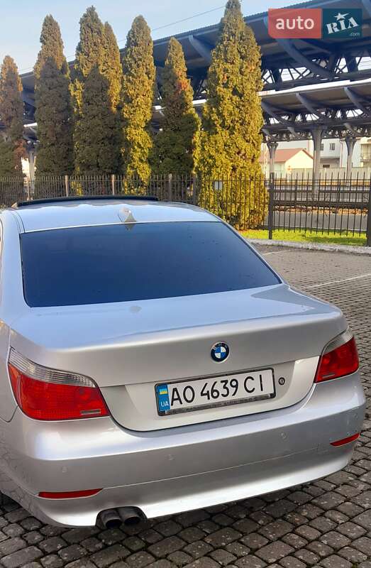 Седан BMW 5 Series 2004 в Ужгороде