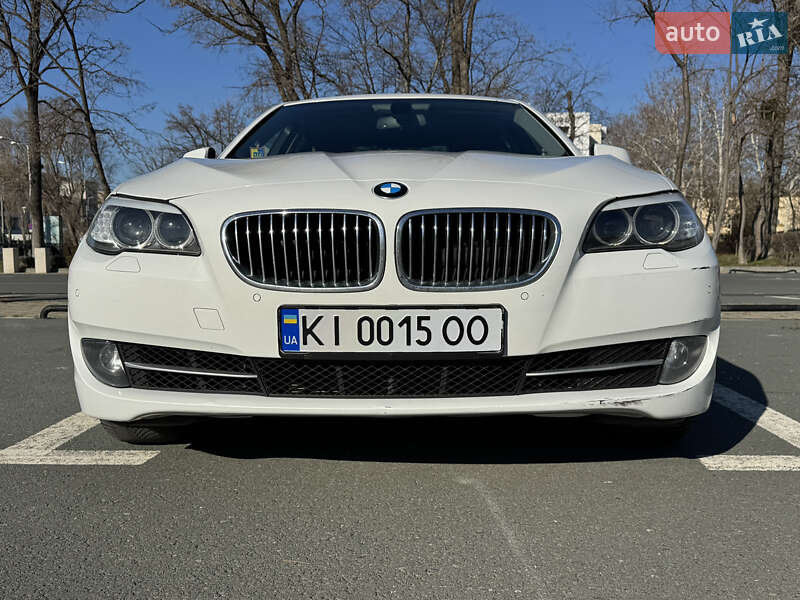 Седан BMW 5 Series 2012 в Києві