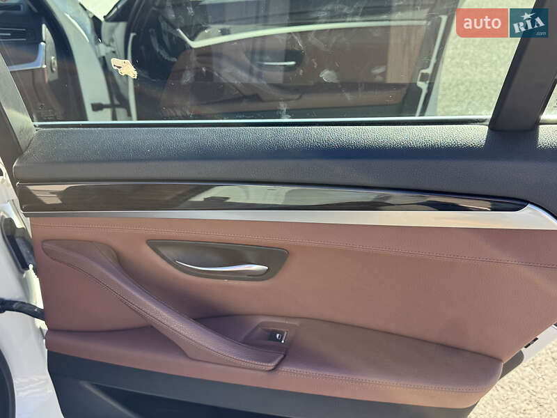 Седан BMW 5 Series 2012 в Києві