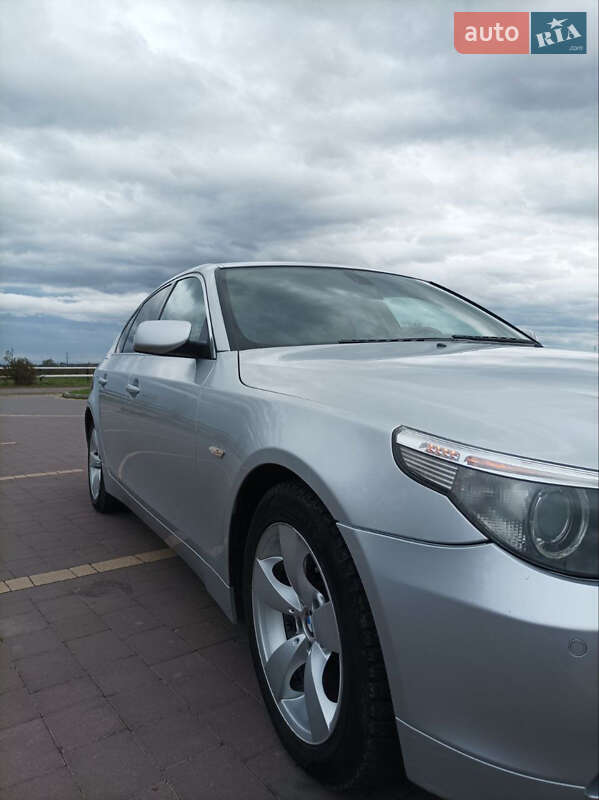Седан BMW 5 Series 2004 в Ивано-Франковске