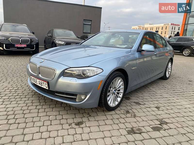 Седан BMW 5 Series 2012 в Львові