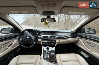 Седан BMW 5 Series 2011 в Золочеві