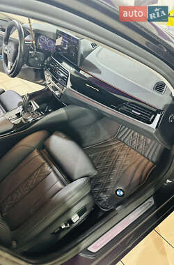 Седан BMW 5 Series 2021 в 