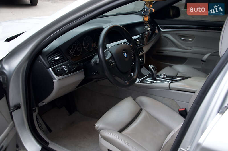 Седан BMW 5 Series 2012 в Киеве