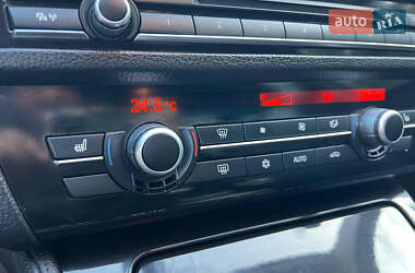 Седан BMW 5 Series 2011 в 