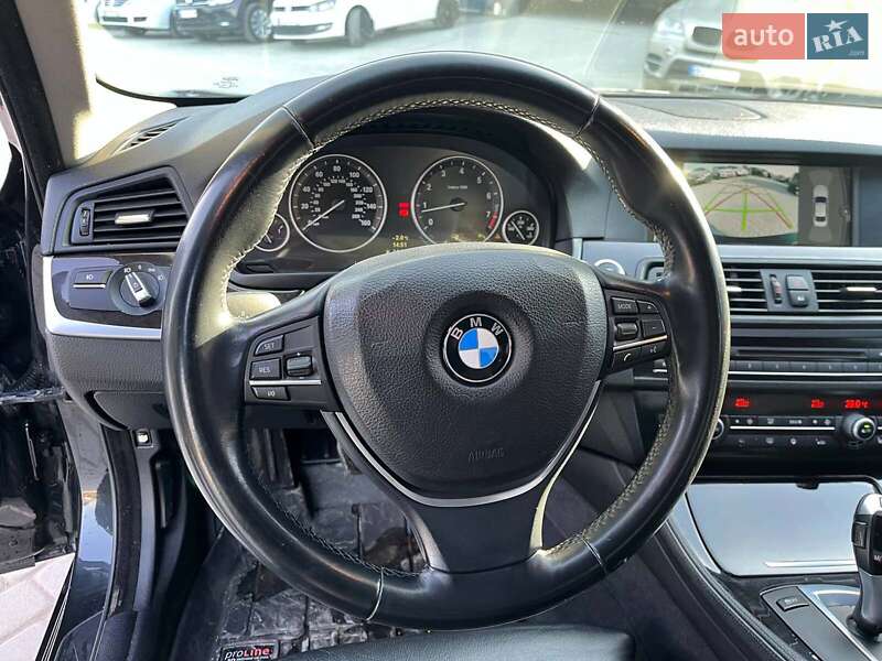 Седан BMW 5 Series 2010 в Львові