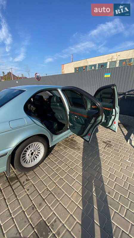 Седан BMW 5 Series 1998 в Николаеве