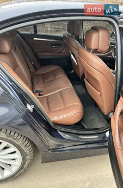 Седан BMW 5 Series 2013 в 