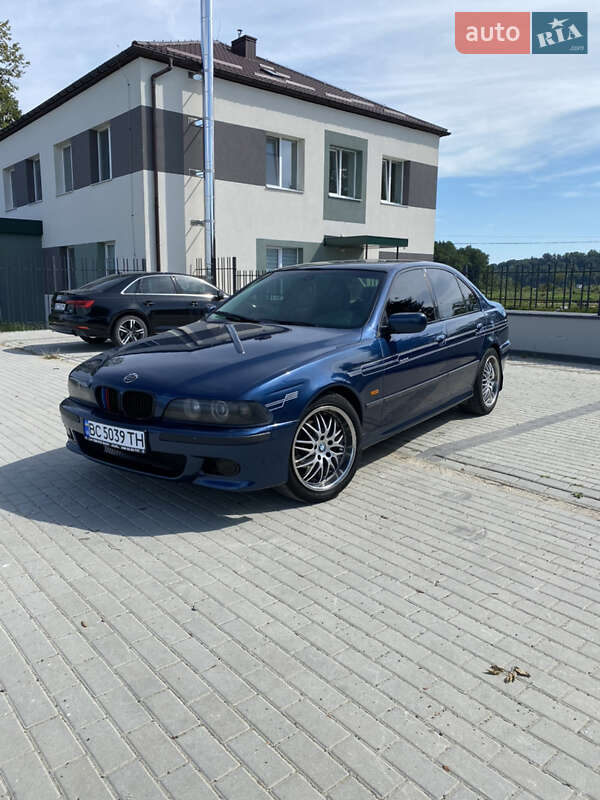 Седан BMW 5 Series 1999 в Новояворовске