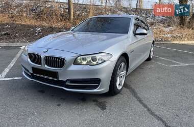 Седан BMW 5 Series 2015 в 