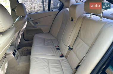 Седан BMW 5 Series 2005 в 